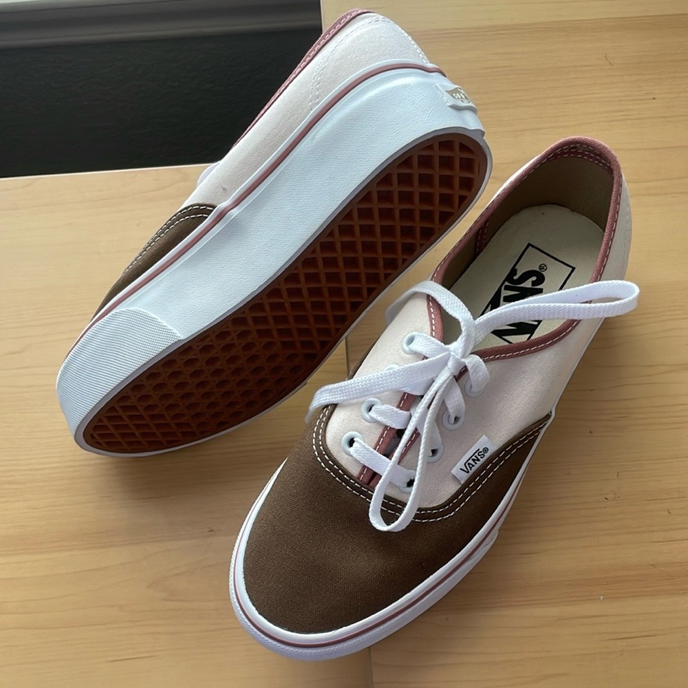 Vans Men's Two-Tone Brown and White Sneakers